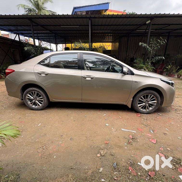 Toyota Corolla Altis 1.8 Gl, 2016, Petrol