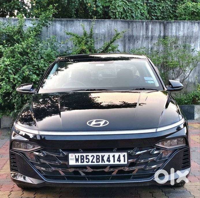 Hyundai Verna, 2023, Petrol