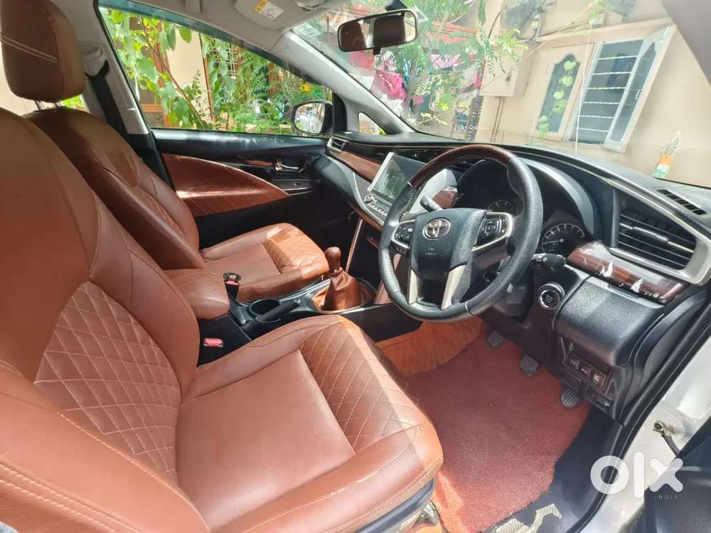 Toyota Innova Crysta 2.4v Mt 2024 Model No Lone