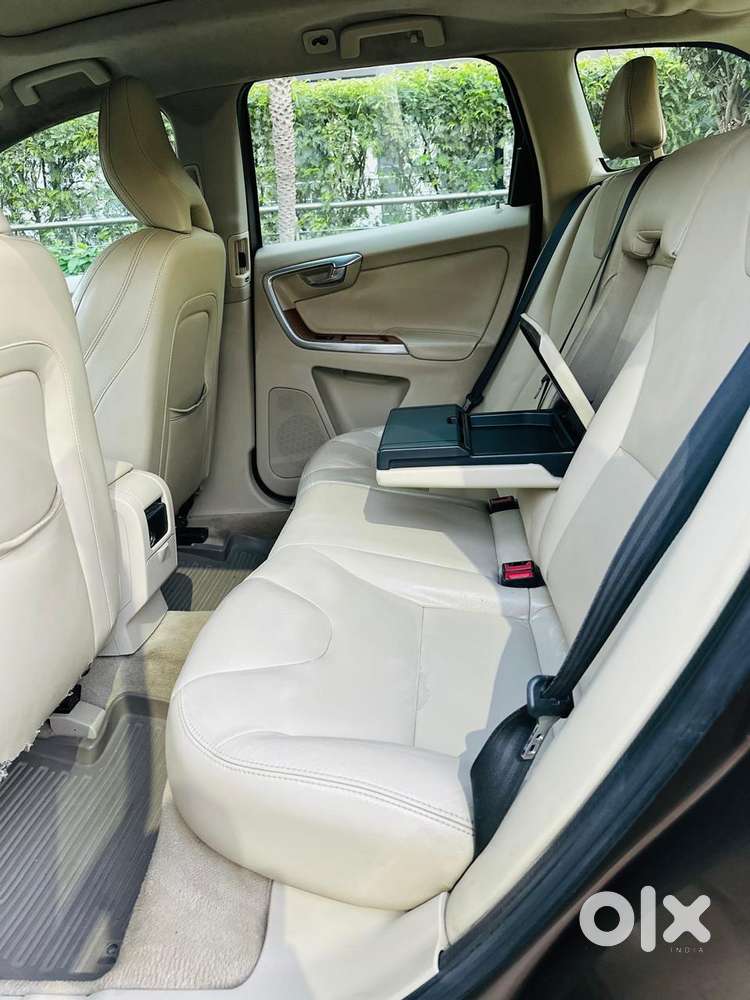 Volvo Xc60 D4 Momentum, 2017, Diesel