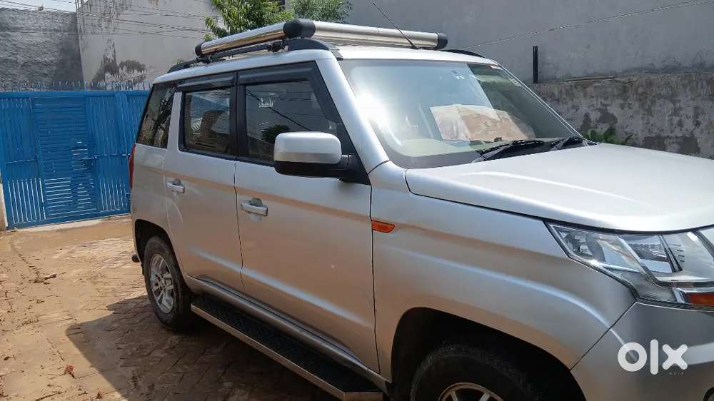 Mahindra Tuv 300 2017