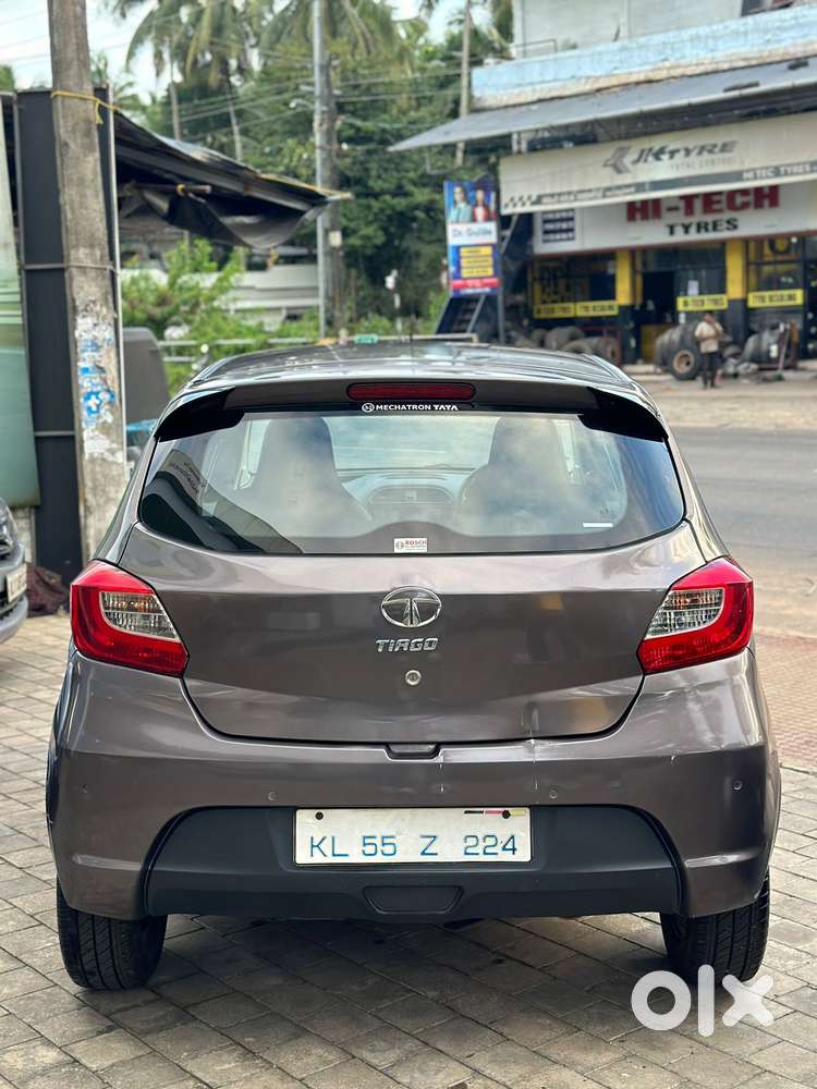 Tata Tiago 1.2 Revotron Xt, 2018, Petrol