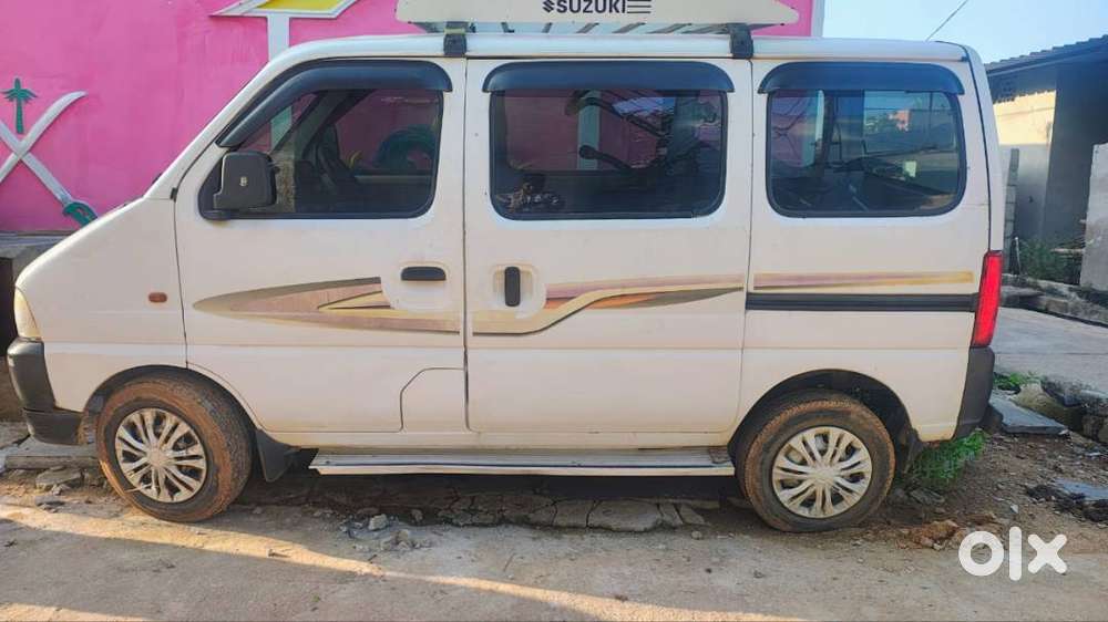 Maruti Suzuki Eeco 2014 Petrol 87270 Km Driven