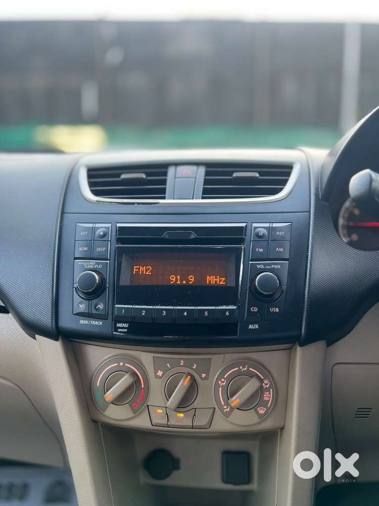 Maruti Suzuki Dzire 1.2 Vxi, 2016, Petrol
