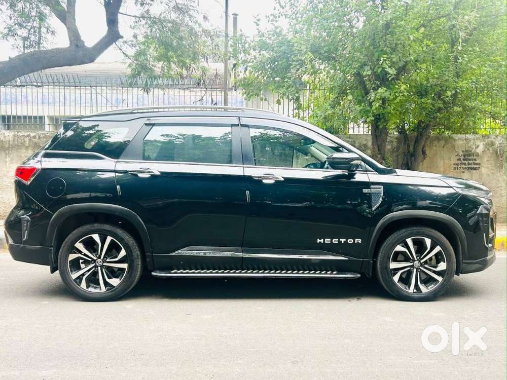 Mg Hector Plus Savvy Pro 1.5 Turbo Petrol Cvt 6 Str, 2023, Petrol