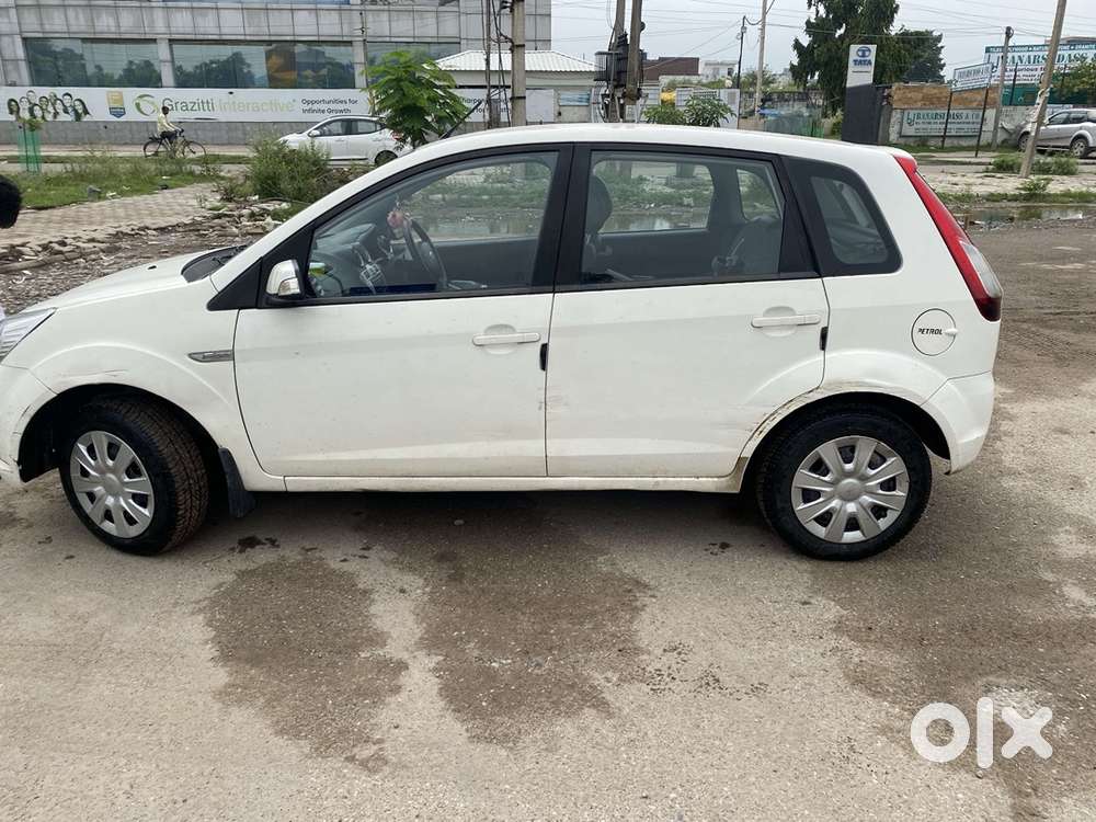 Ford Figo 2015 Manual Petrol