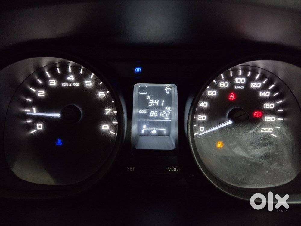 Tata Tiago 1.2 Revotron Xt, 2017, Petrol