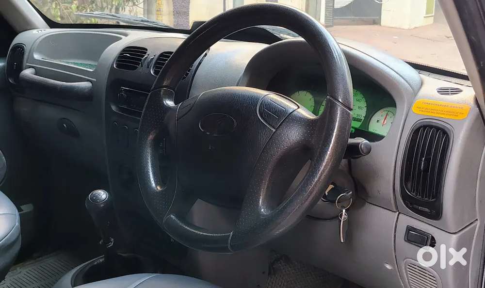 Mahindra Scorpio 2003