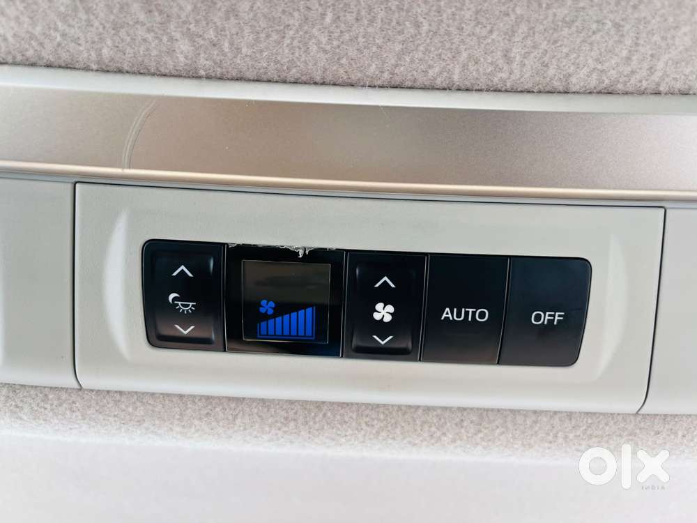 Toyota Innova Crysta 2.4 V 8 Str, 2019, Diesel