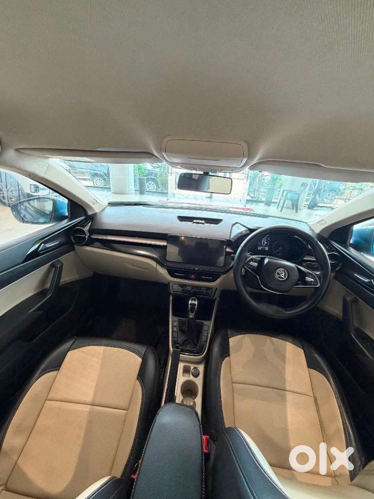 Skoda Slavia Ambition Plus 1.0 Tsi At, 2022, Petrol
