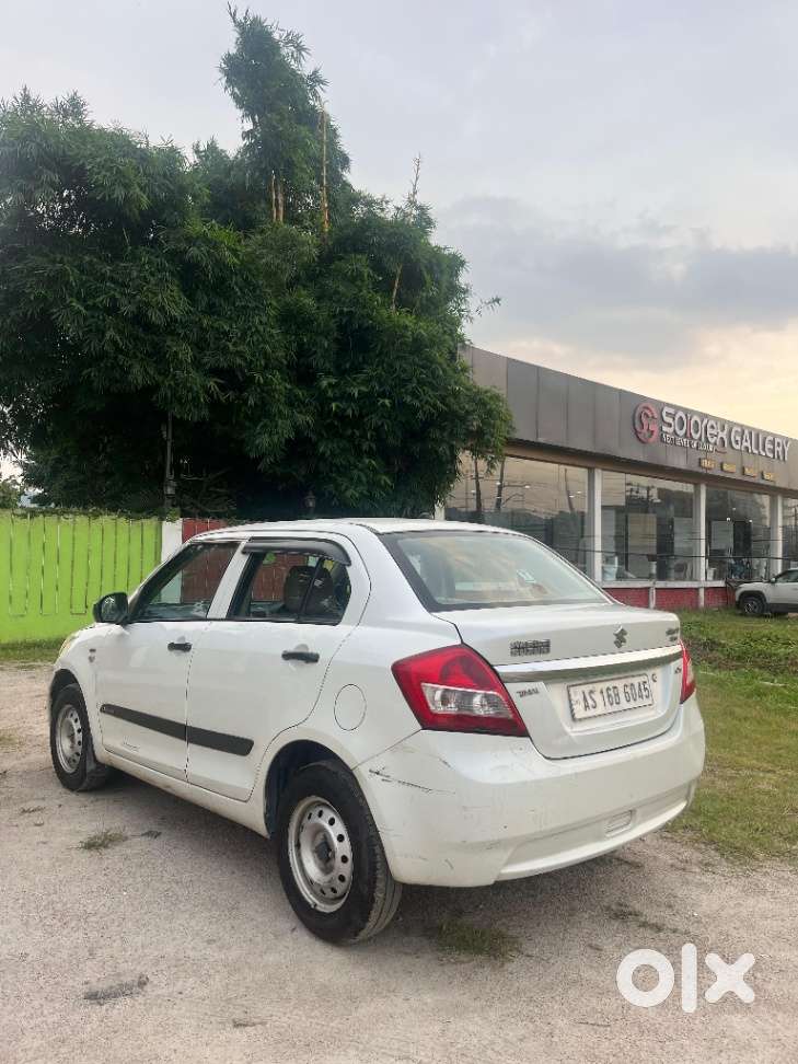 Maruti Suzuki Swift Dzire 1.2 Lxi Bsiv, 2012, Petrol