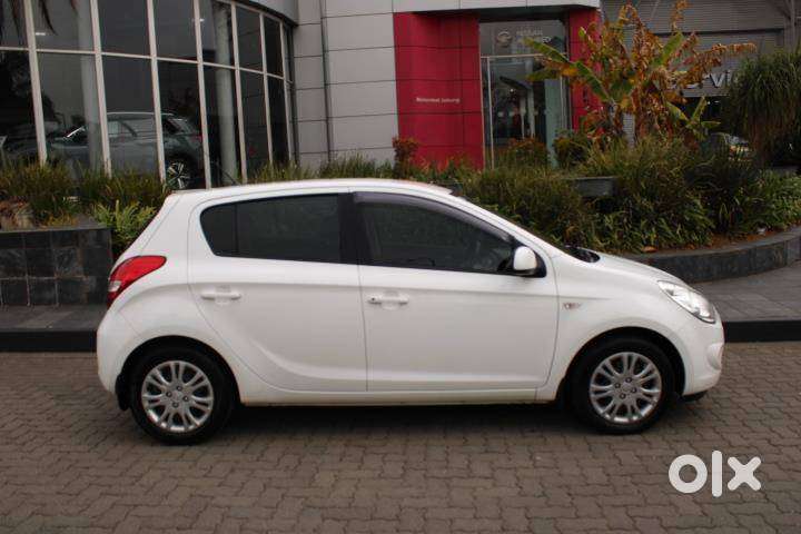 Hyundai I20 Asta 1.2 Petrol (2008–2012) – Well Maintained
