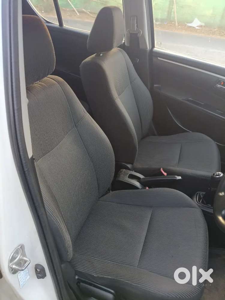 Maruti Suzuki Swift 2012 Diesel 126000 Km Driven