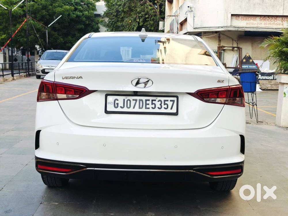 Hyundai Verna Sx Petrol At, 2022, Petrol