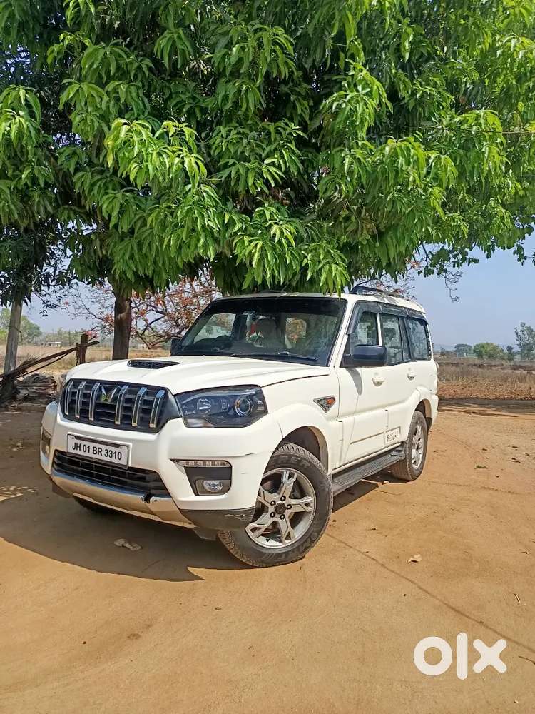 Mahindra Scorpio 2023 Diesel 82000 Km Driven
