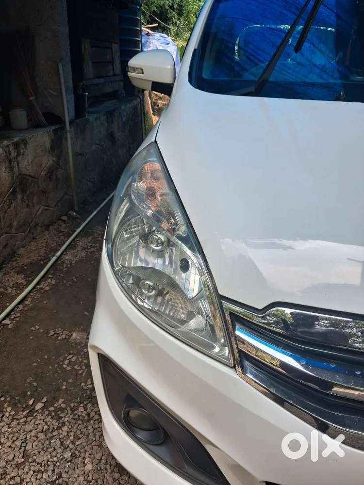 Maruti Suzuki Ertiga 17 Diesel 200000 Km Driven