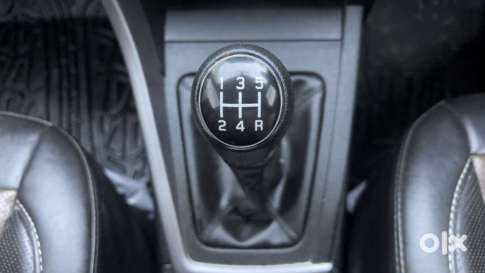 Maruti Suzuki Brezza 1.5 Zxi Smart Hybrid Dual Tone, 2023, Petrol