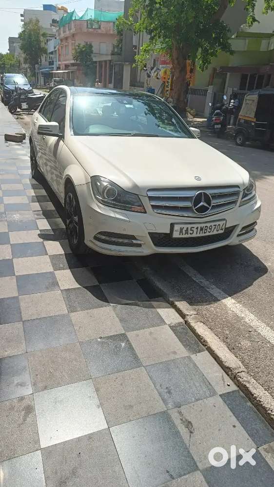 Mercedes-benz C-class 2011 Diesel 120000 Km Driven