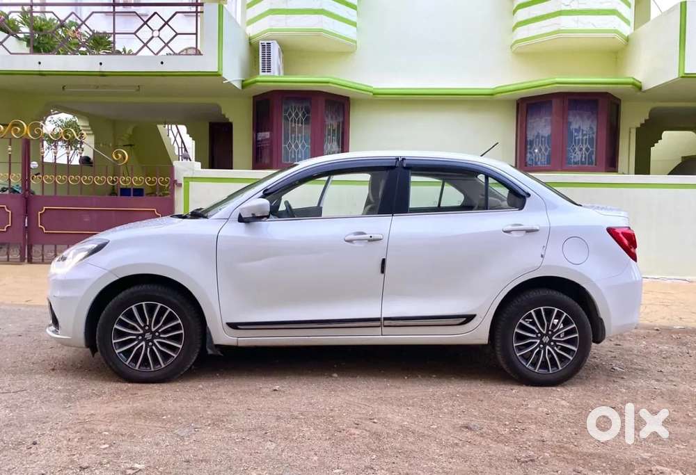 Maruti Suzuki Dzire 1.2 Vxi Amt, 2022, Petrol