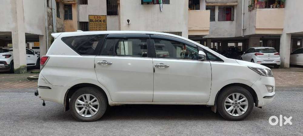 Toyota Innova Crysta 2.4 Gx Mt 8s, 2018, Diesel