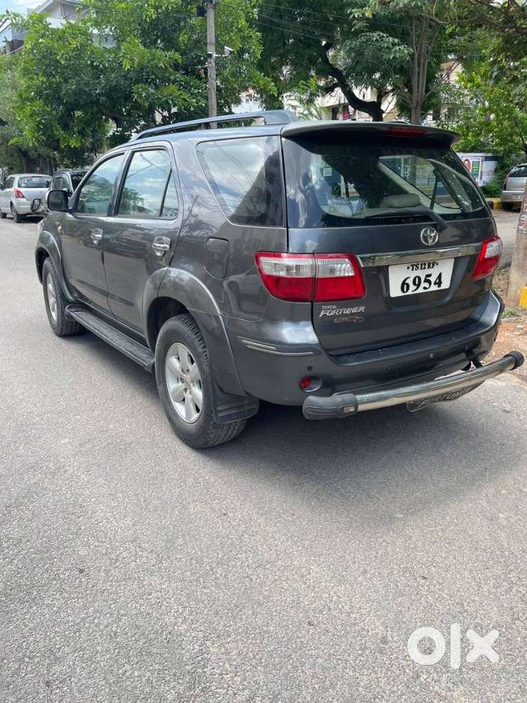 Toyota Fortuner 3.0 4x4 Manual, 2010, Diesel