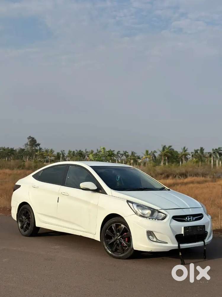 Hyundai Verna 2013 Fluidic Petrol Manual