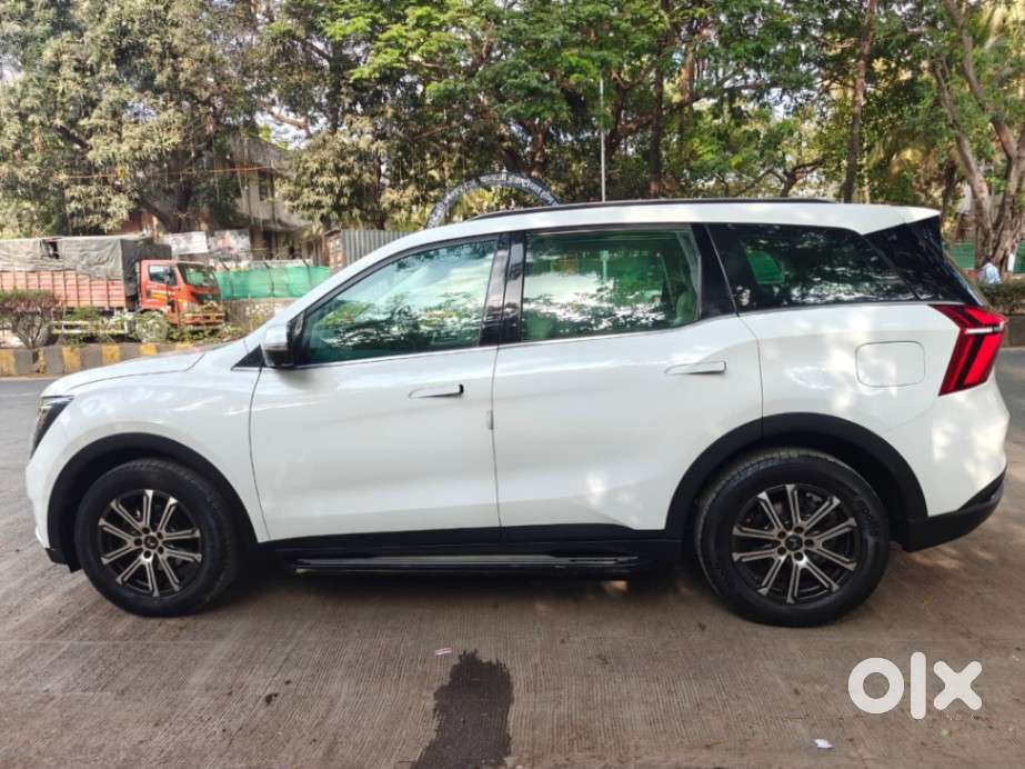 Mahindra Xuv700 2.0 Ax 7 Petrol At Luxury Pack Str, 2022, Petrol