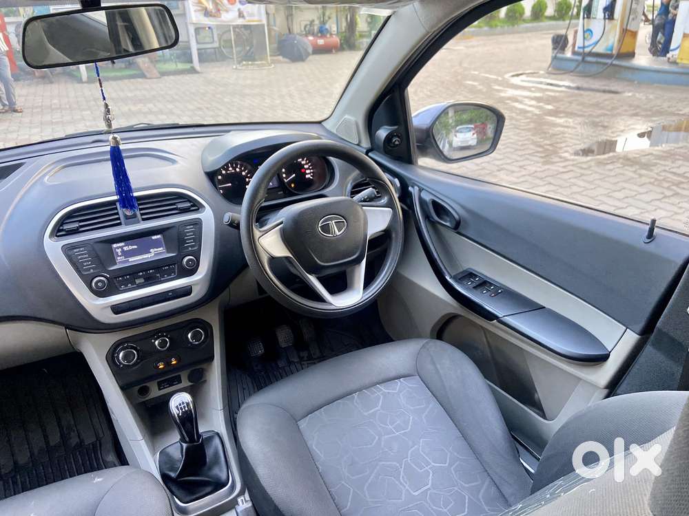 Tata Tiago 1.2 Revotron Xt (o), 2016, Petrol