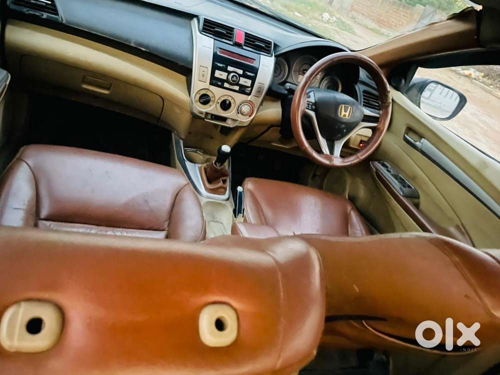 Honda City 2010 Cng & Hybrids Well Maintained