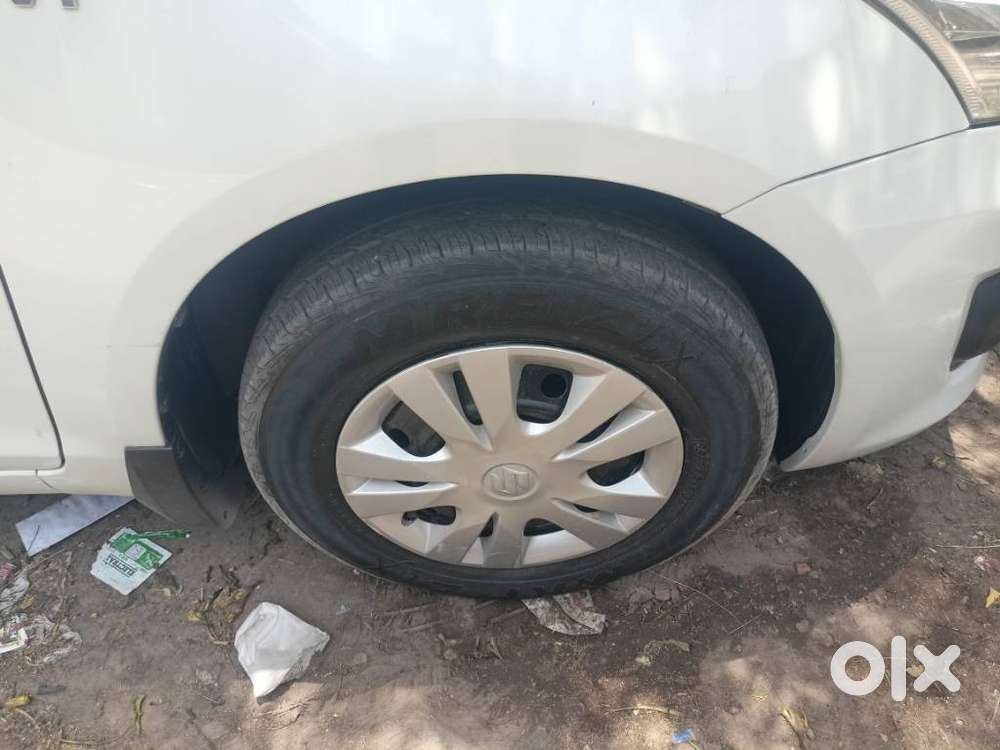 Maruti Suzuki Dzire 1.2 Vxi, 2012, Petrol
