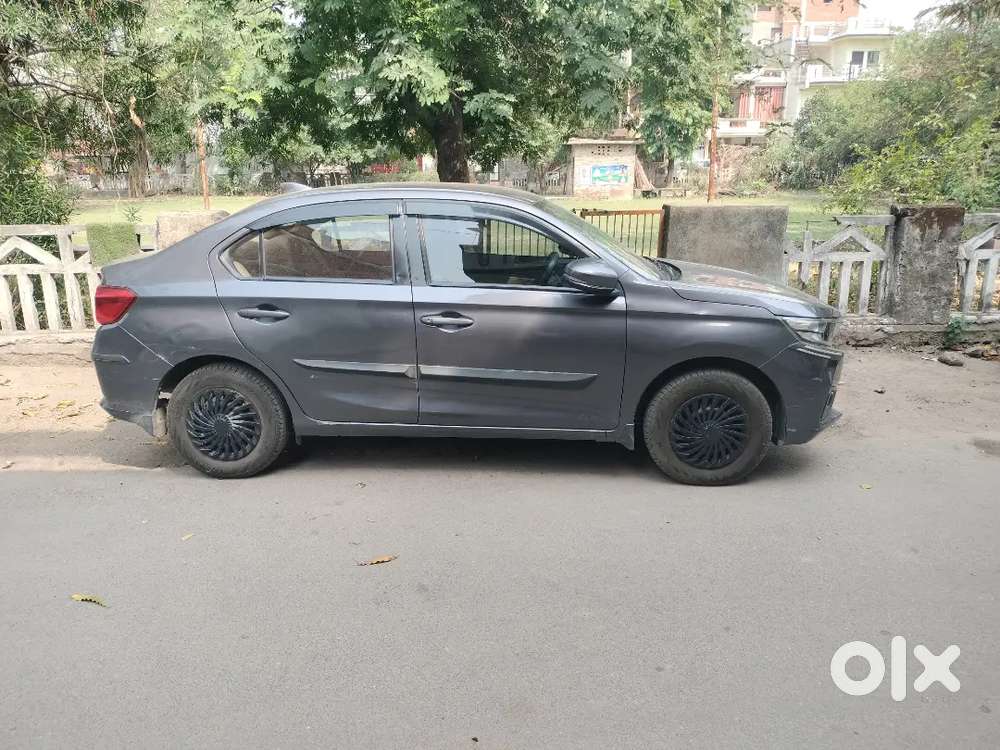Honda Amaze I Vtec S Patrol With New Tyres And Service Done