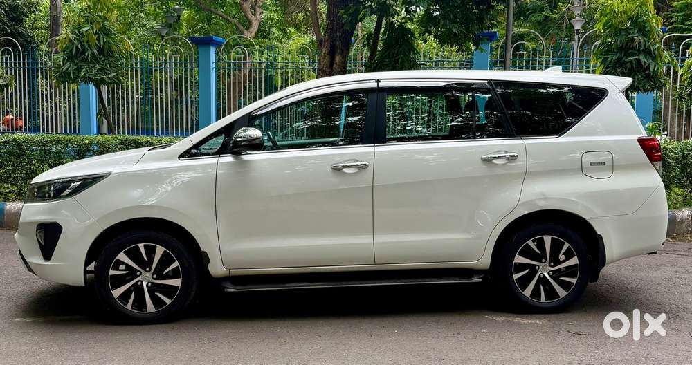 Toyota Innova Crysta 2.4 Z 7 Str, 2022, Diesel