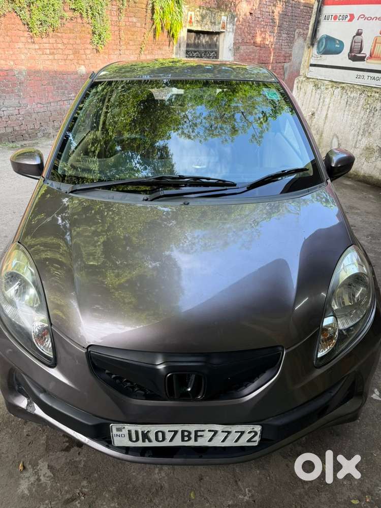 Honda Brio 2014 Petrol Well Maintained
