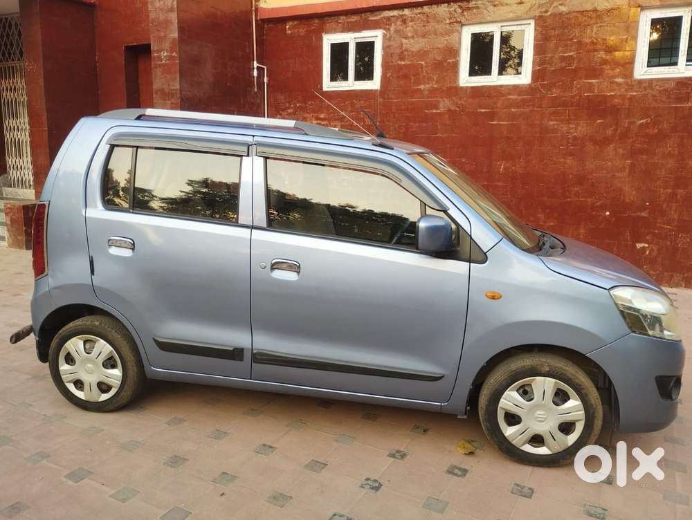 Maruti Suzuki Wagon R Amt Vxi Plus, 2018, Petrol