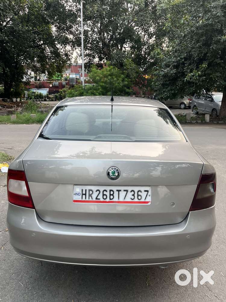 Skoda Rapid 1.6 Mpi At Elegance, 2012, Petrol