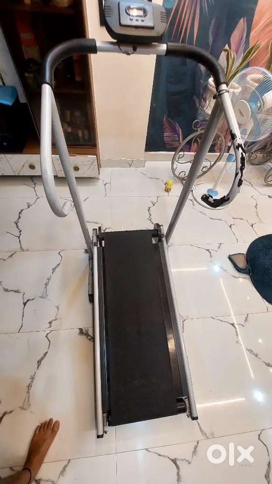 Tread mill