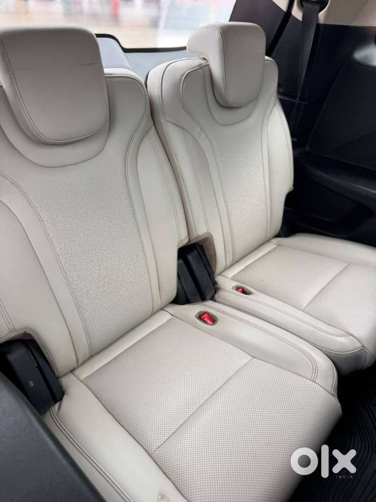 Mahindra Xuv700 2.2 Ax 7 Diesel At Luxury Pack Str, 2022, Diesel