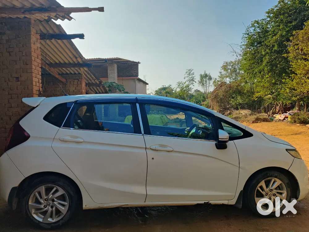 Honda Jazz 2015 Diesel Well Maintained
