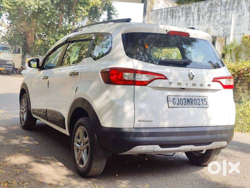 Renault Triber Rxz Easy-r Amt, 2023, Petrol