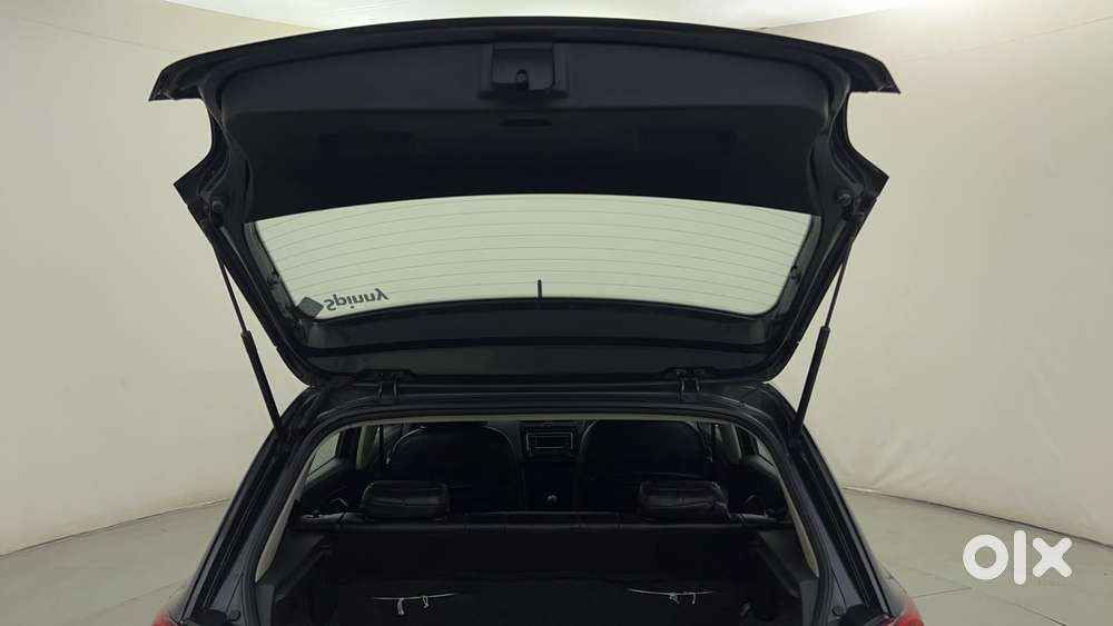 Volkswagen Polo 2009-2013 Petrol Comfortline 1.2l, 2016, Petrol