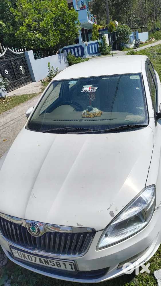 Skoda Rapid Elegance 2012