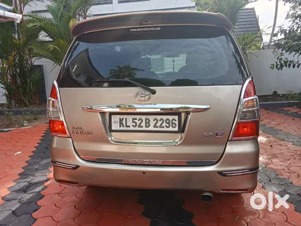 Toyota Innova 2010 Diesel 182000 Km Driven