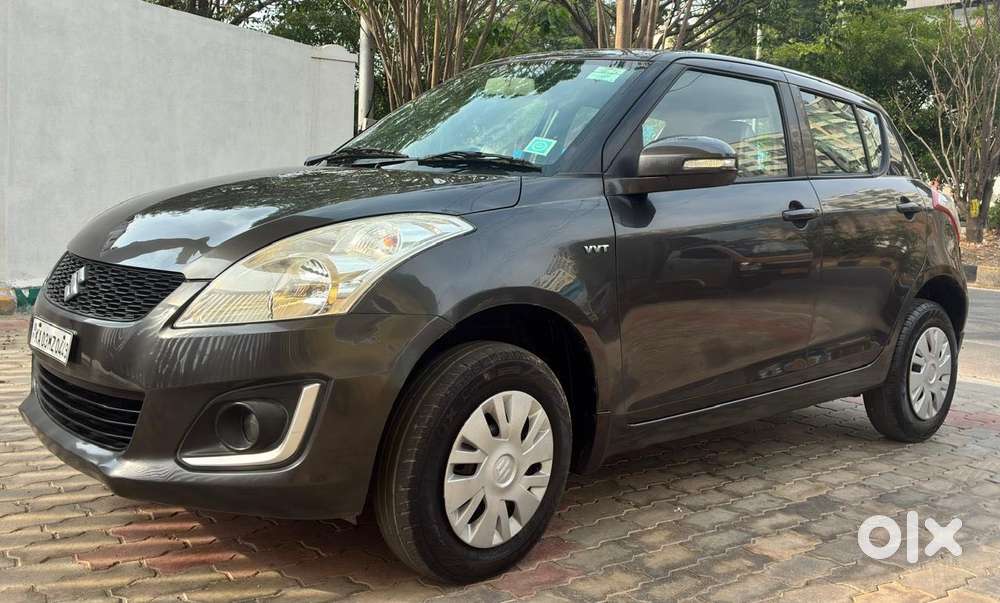 Maruti Suzuki Swift Vxi Optional, 2016, Petrol