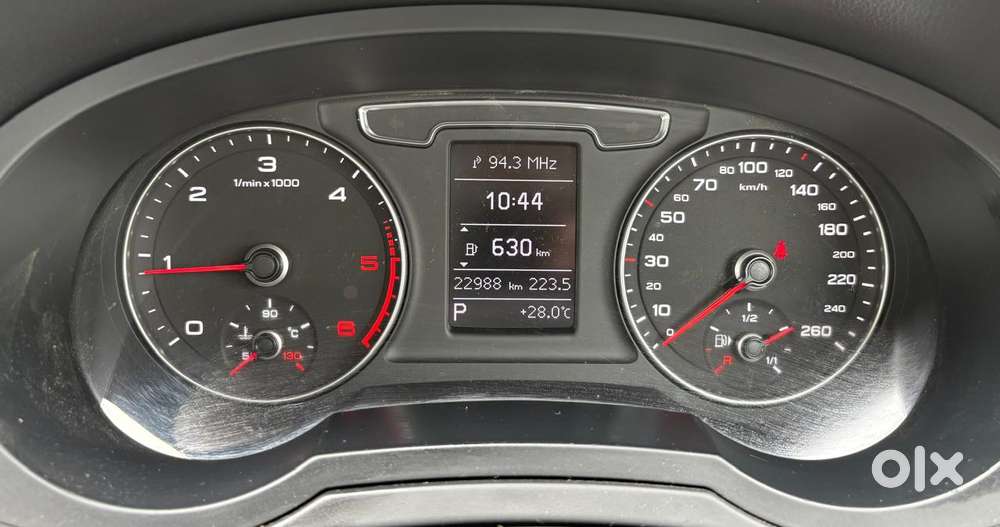 Audi Q3 2.0 Tdi Premium With Sunroof, 2018, Diesel