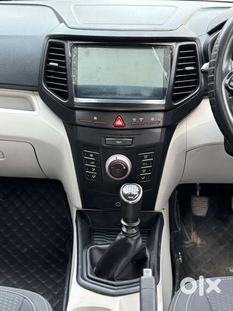 Mahindra Xuv300 W6 Diesel, 2022, Diesel
