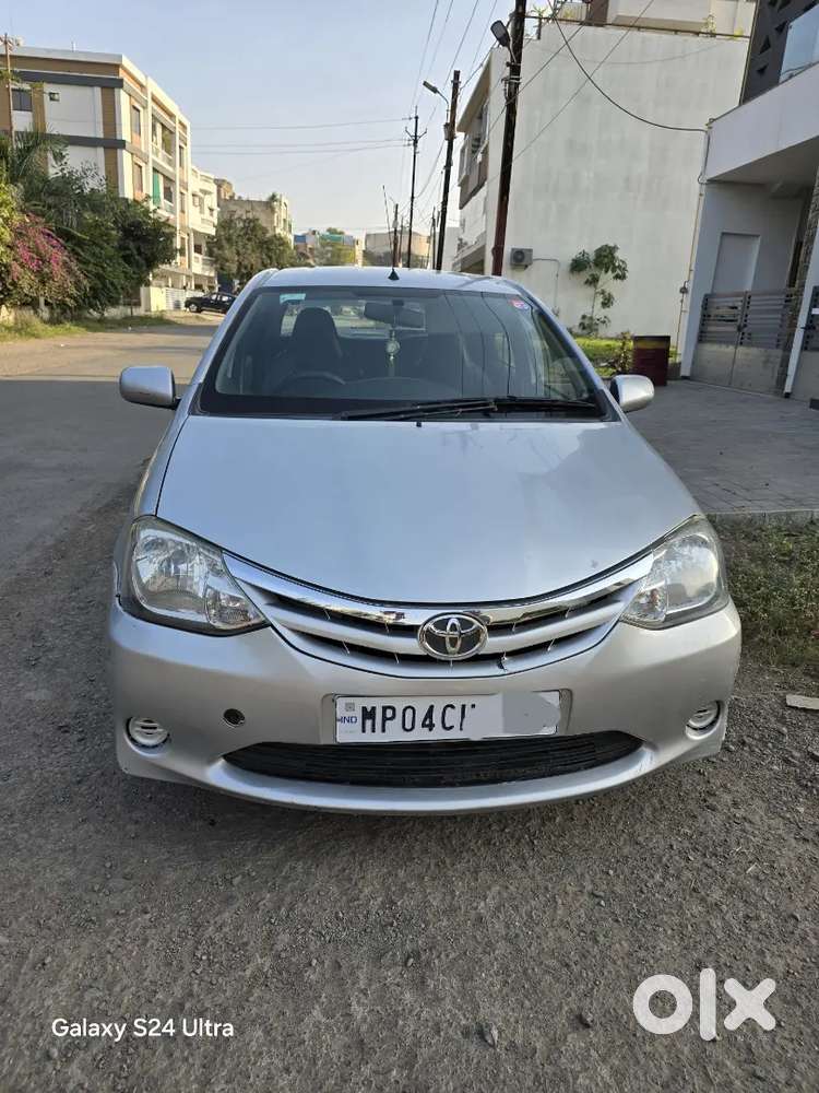Toyota Etios 2011 Cng & Hybrids 80000 Km Driven