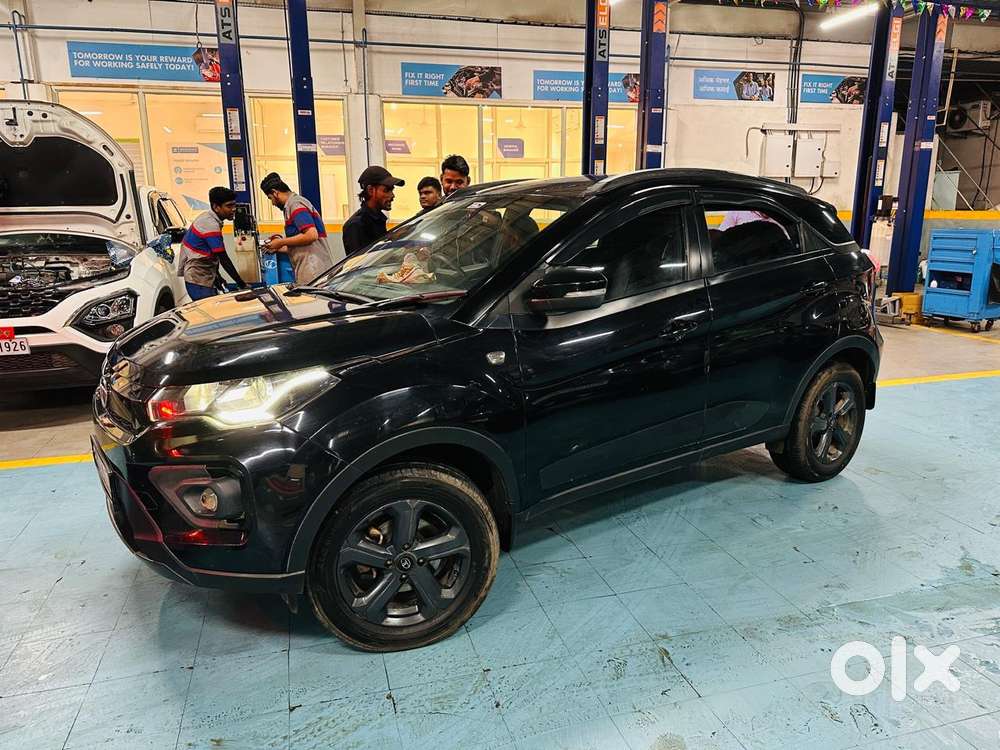 Tata Nexon 1.2 Revotron Xz Plus Hs Dark Edition, 2022, Cng & Hybrids