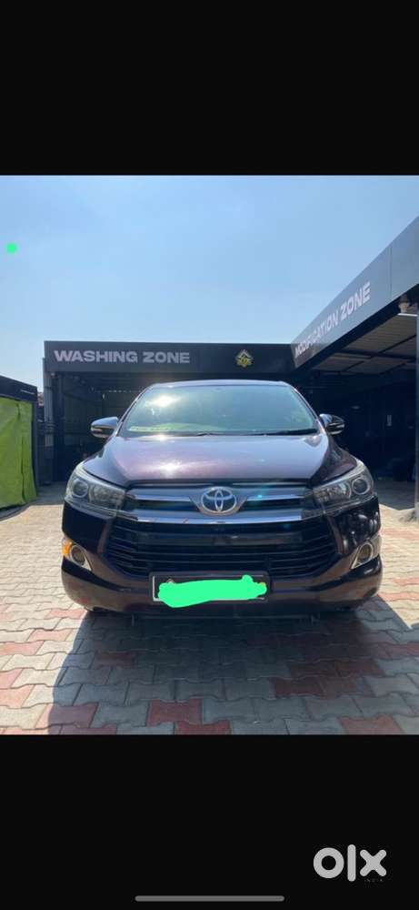 Toyota Innova Crysta Diesel 2016