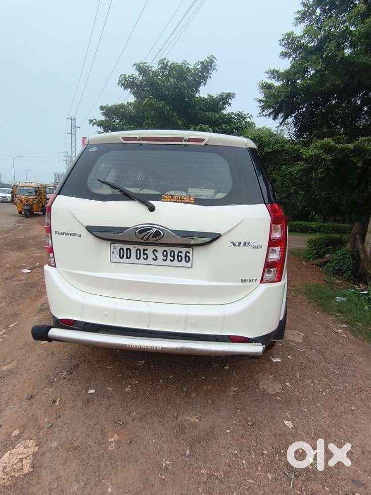 Mahindra Xuv500 W10 2wd, 2016
