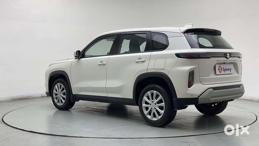 Maruti Suzuki Grand Vitara 1.5 Delta Smart Hybrid At, 2023, Petrol